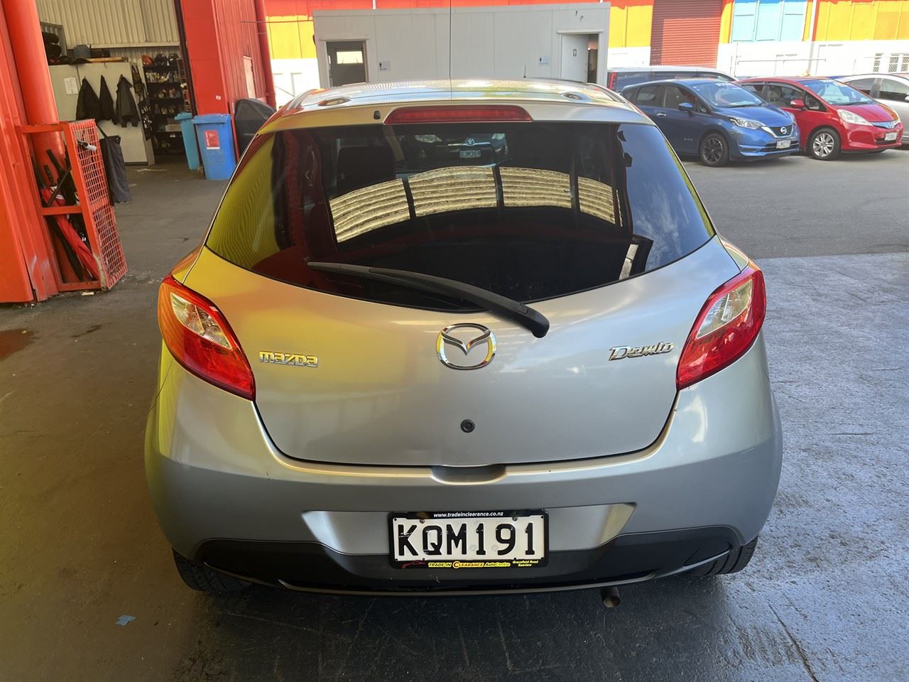 Vehicle image 5