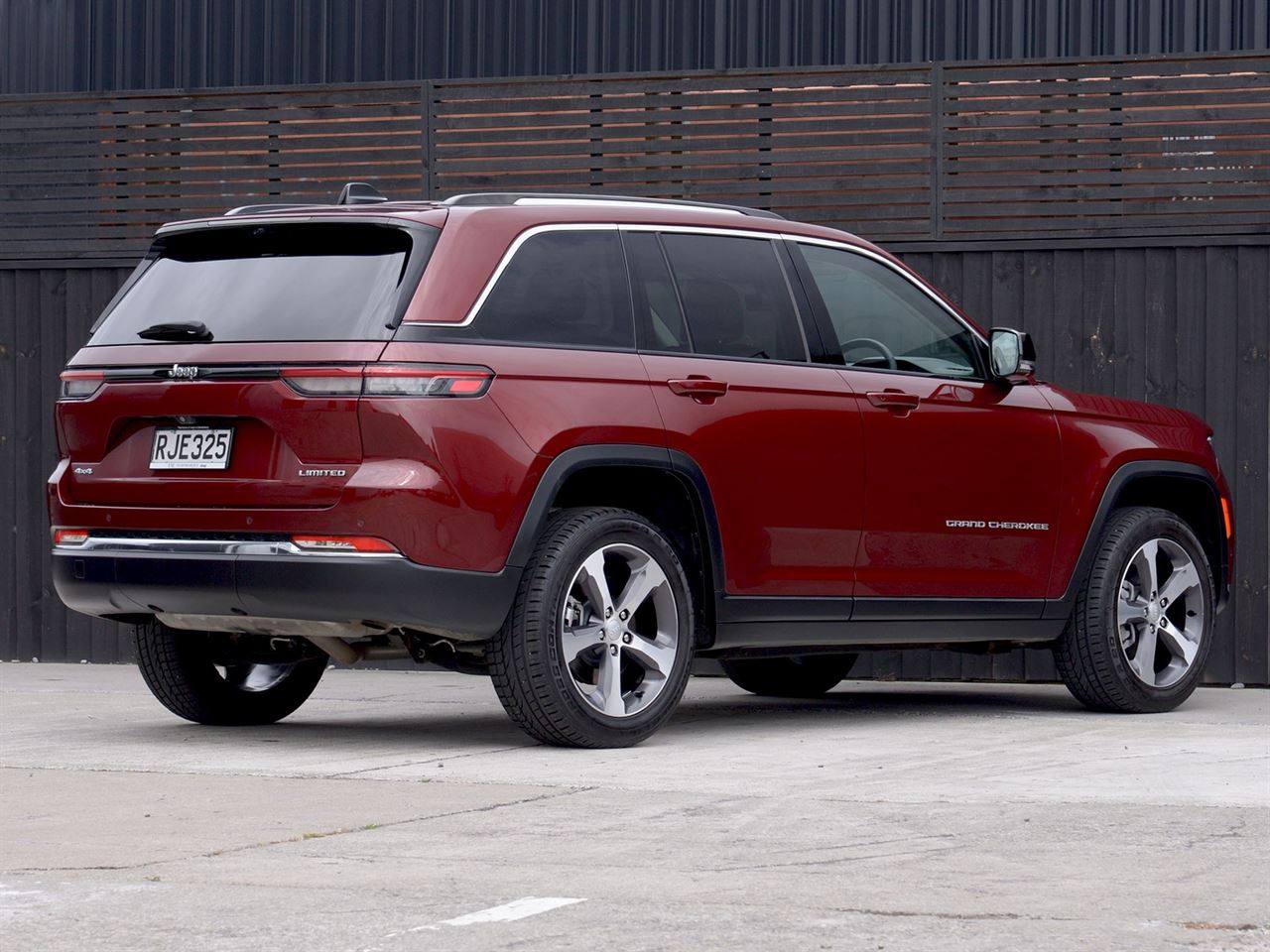 Vehicle image 3