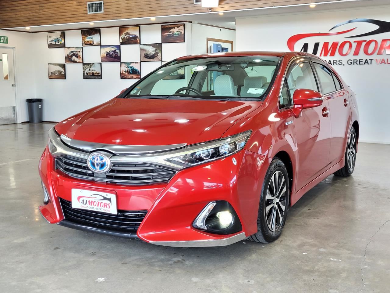 Vehicle image 3