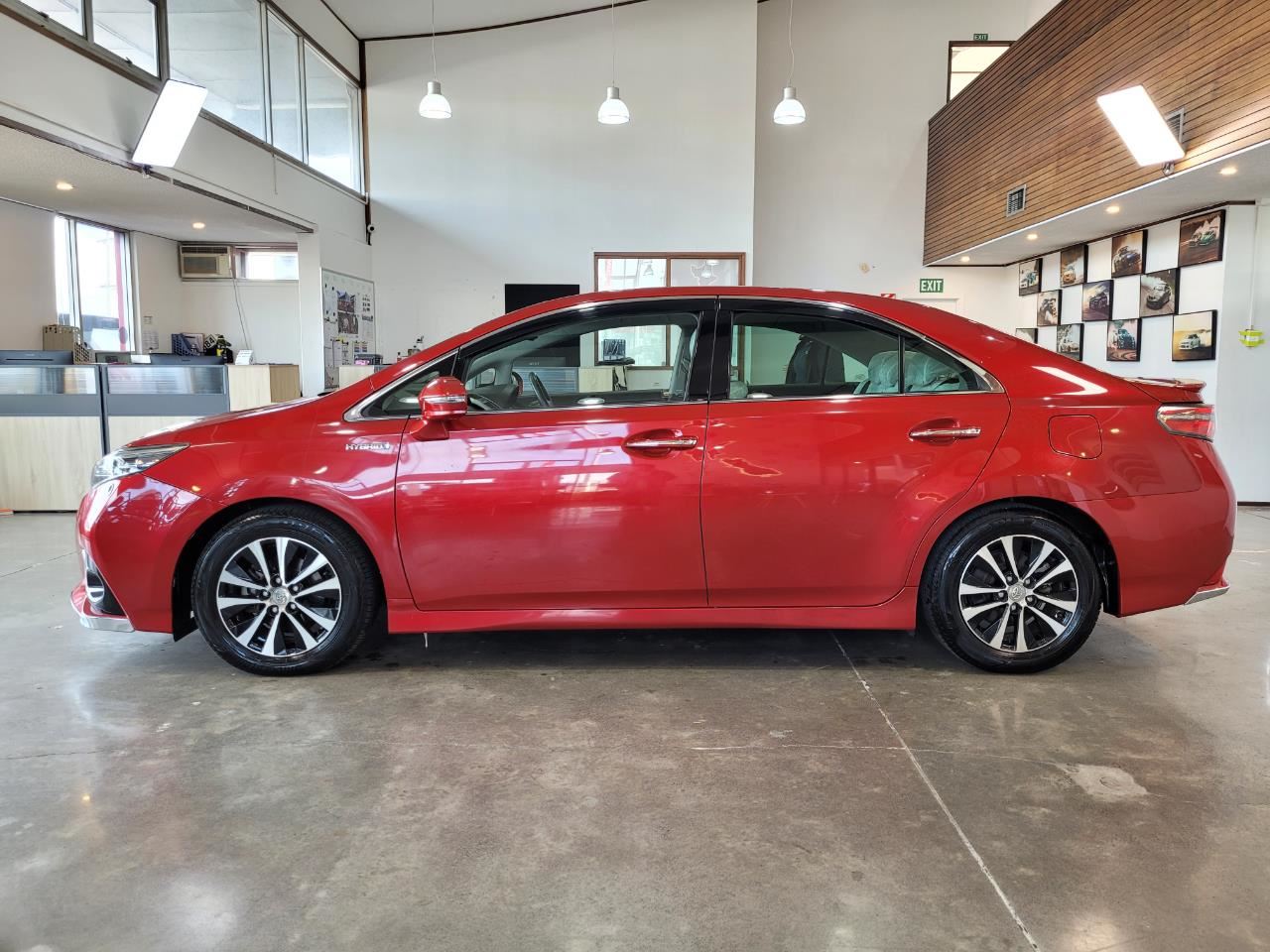 Vehicle image 4
