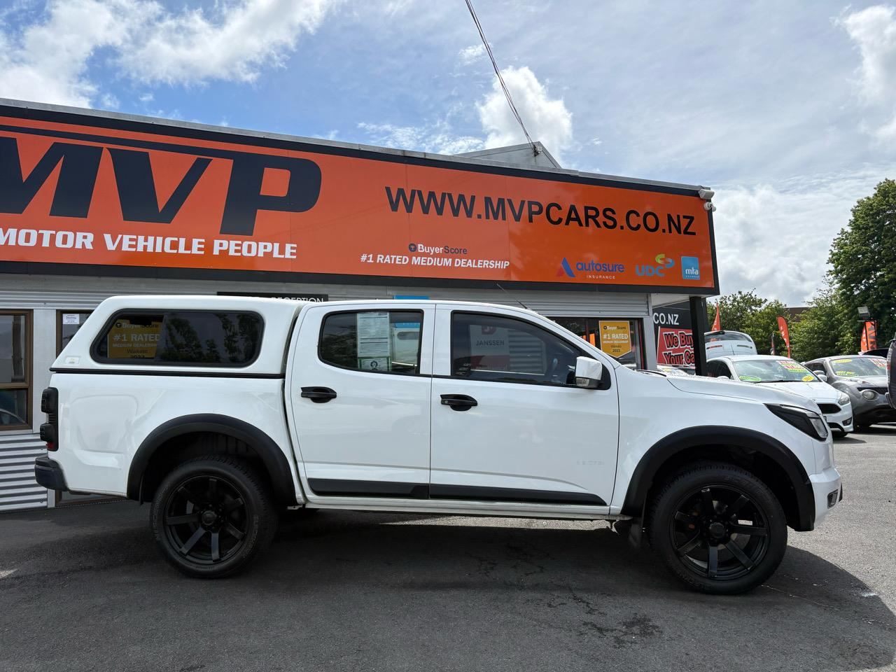 Vehicle image 3