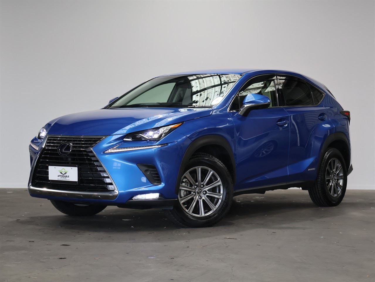 Vehicle image 3