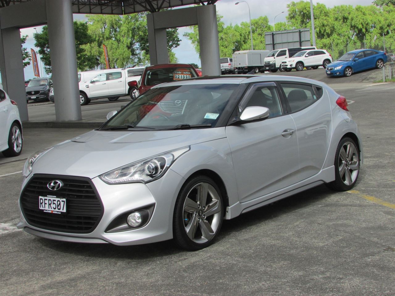 Vehicle image 3