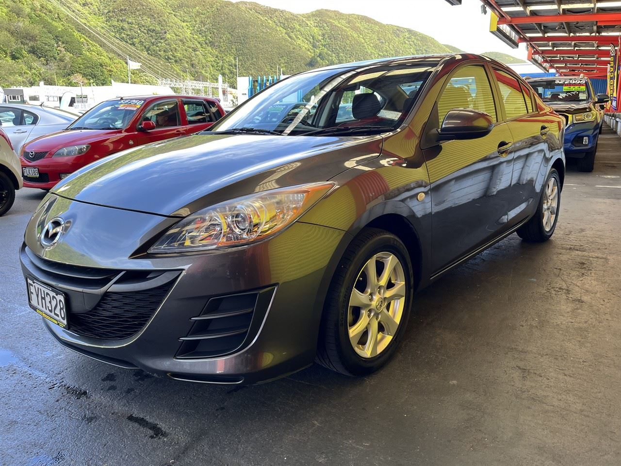 Vehicle image 3