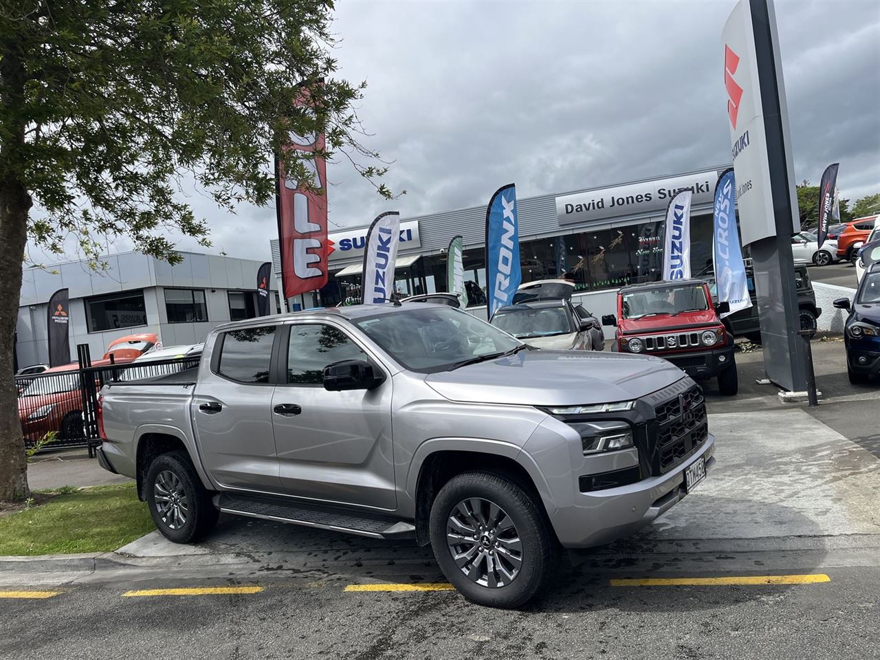 Vehicle image 1