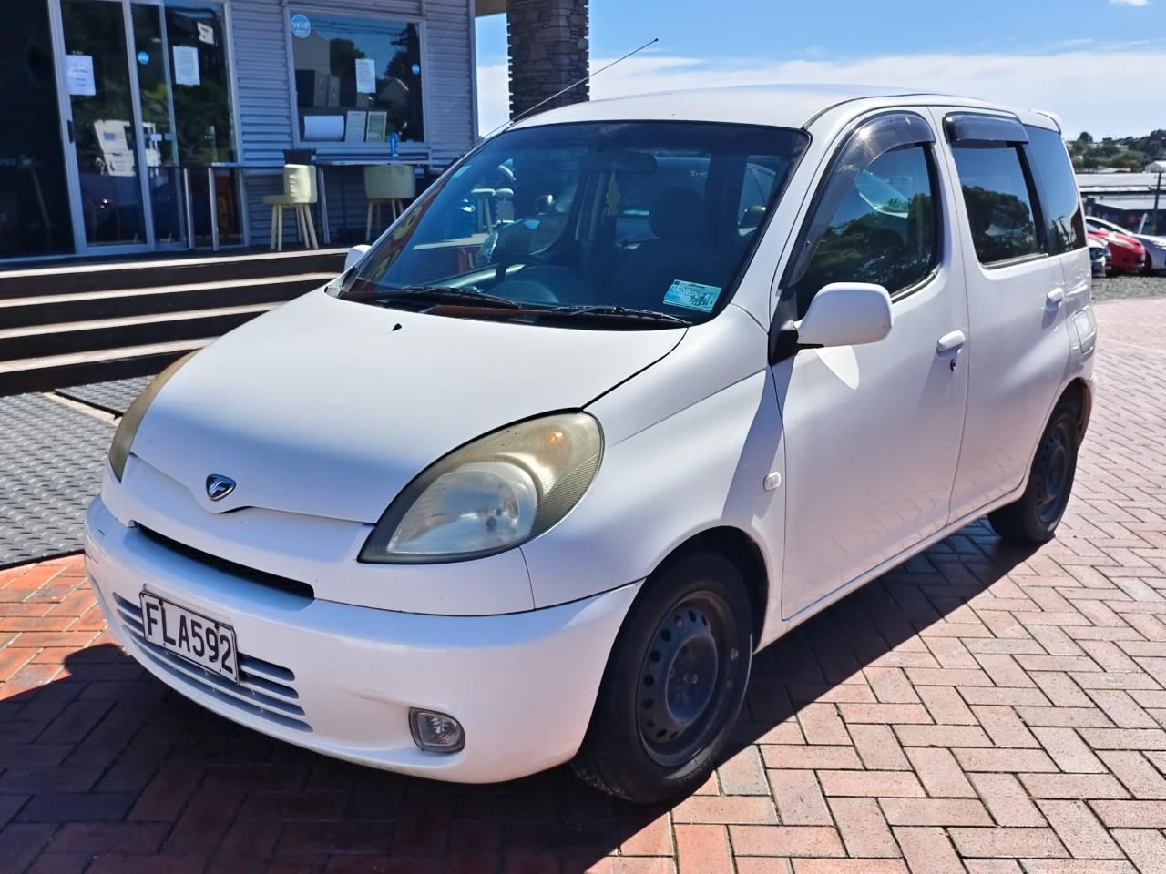 Vehicle image 3