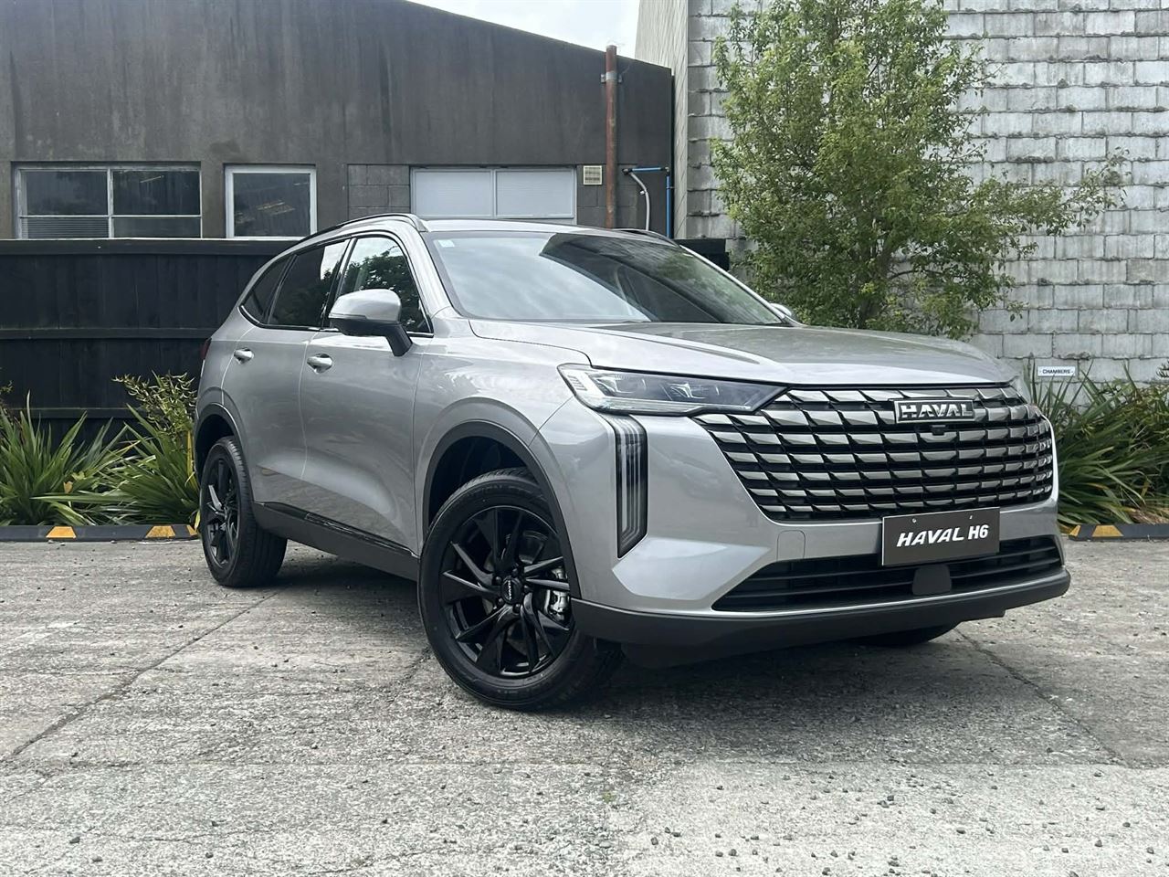 Vehicle image 1