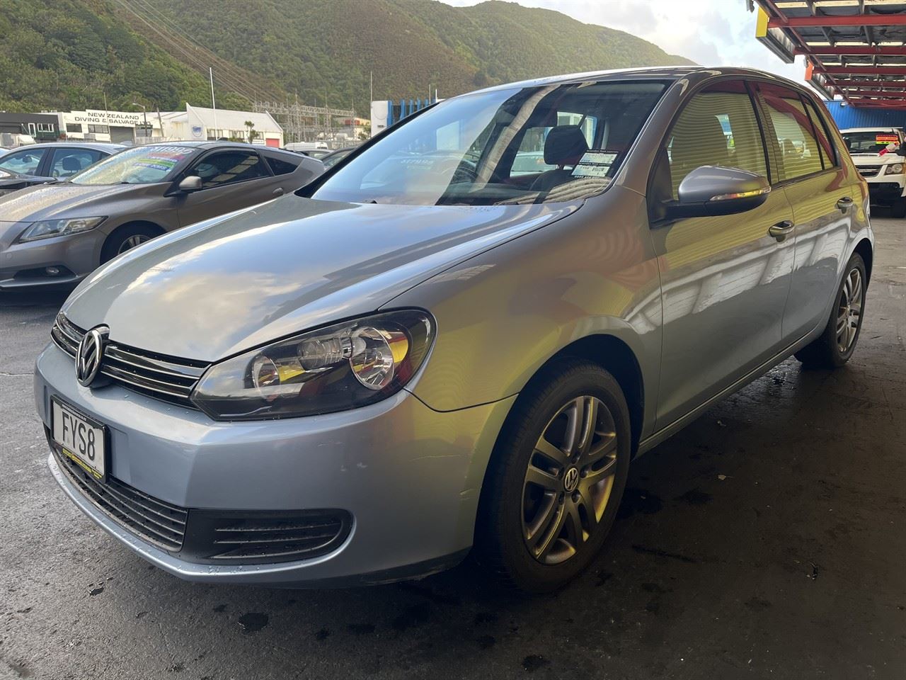 Vehicle image 3