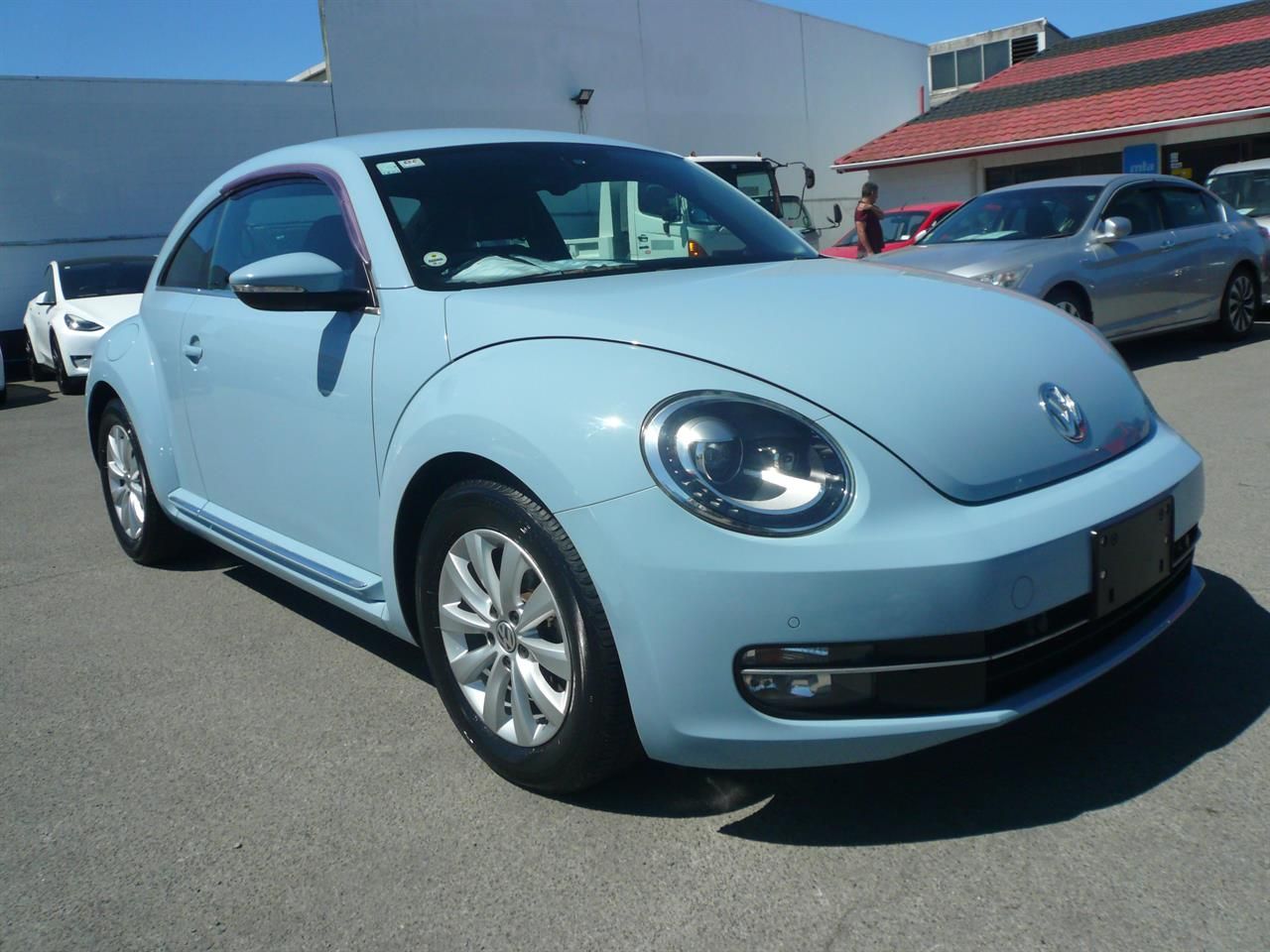Vehicle image 3