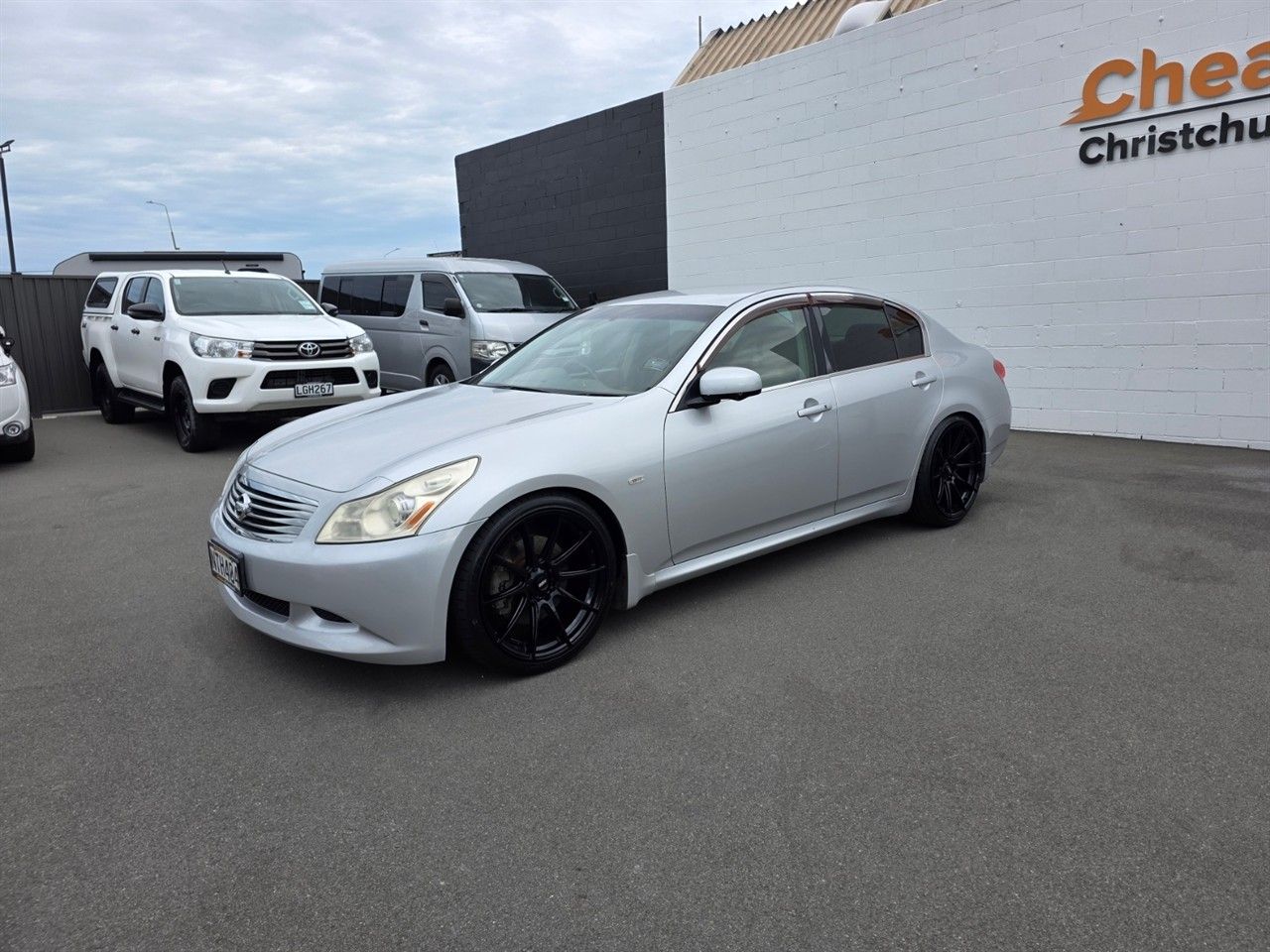 Vehicle image 1