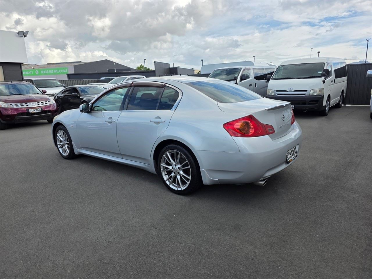 Vehicle image 4