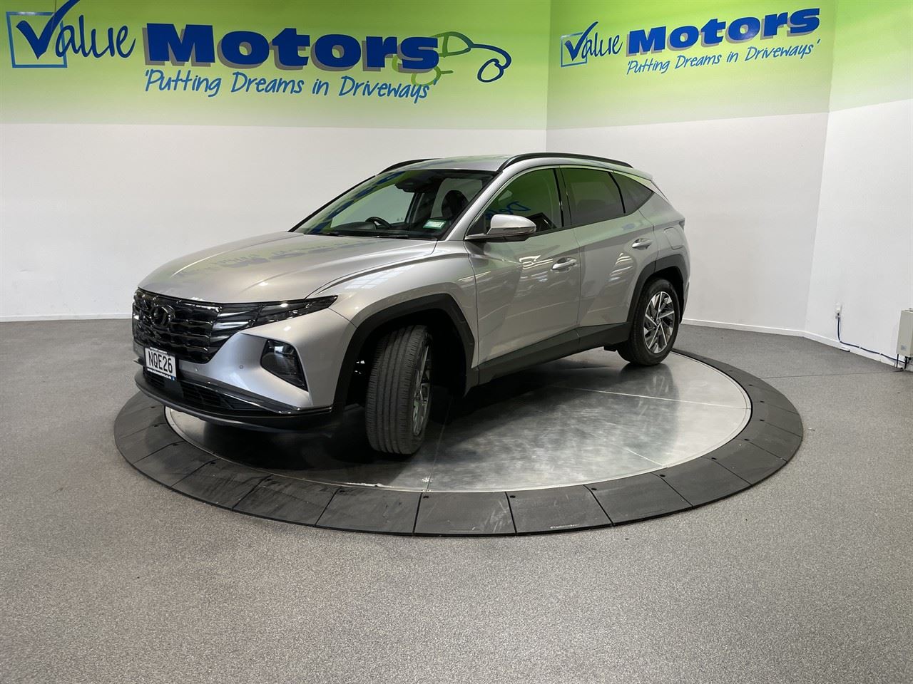 Vehicle image 3