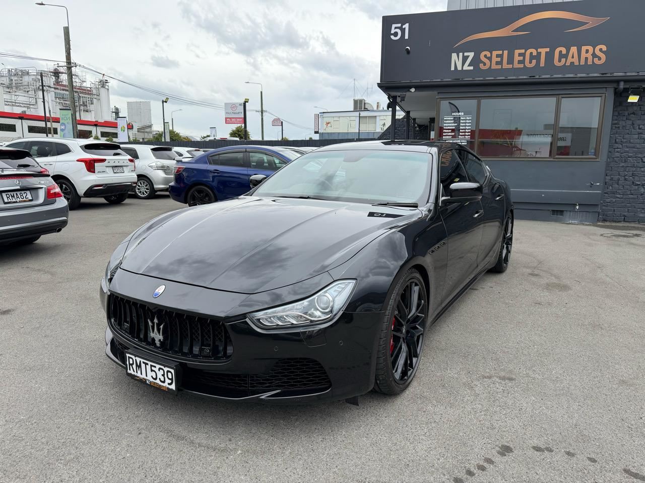 Vehicle image 3