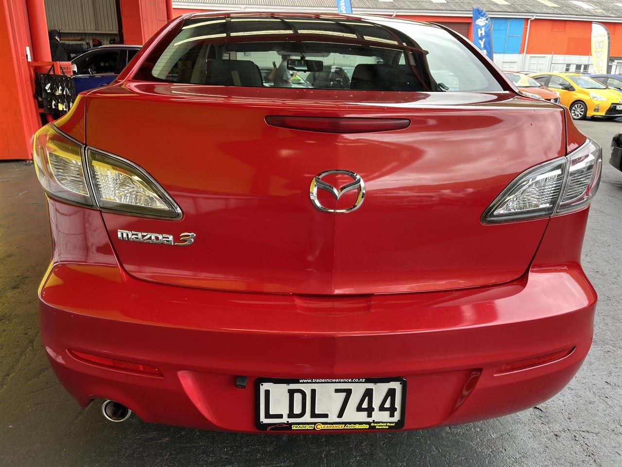 Vehicle image 5
