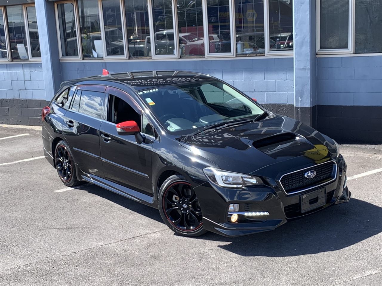 Vehicle image 4
