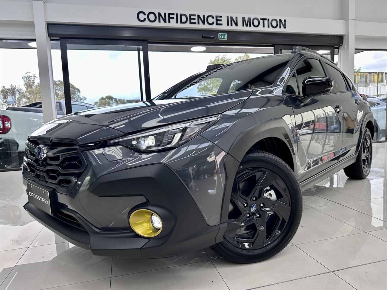 Vehicle image 3
