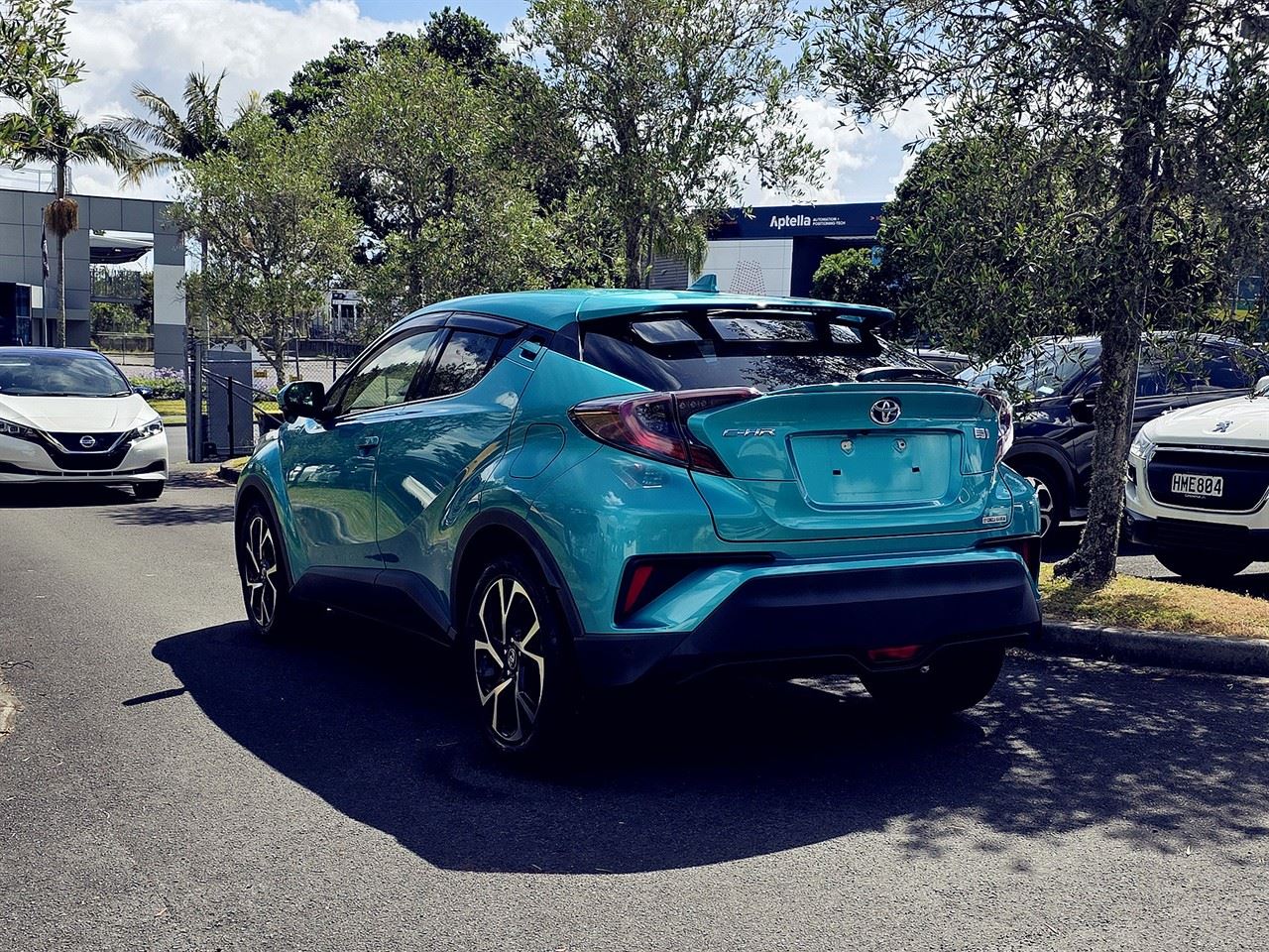 Vehicle image 3