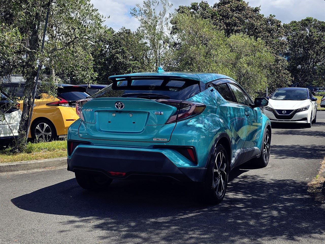 Vehicle image 4