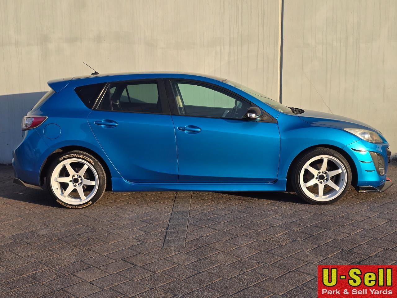 Vehicle image 3