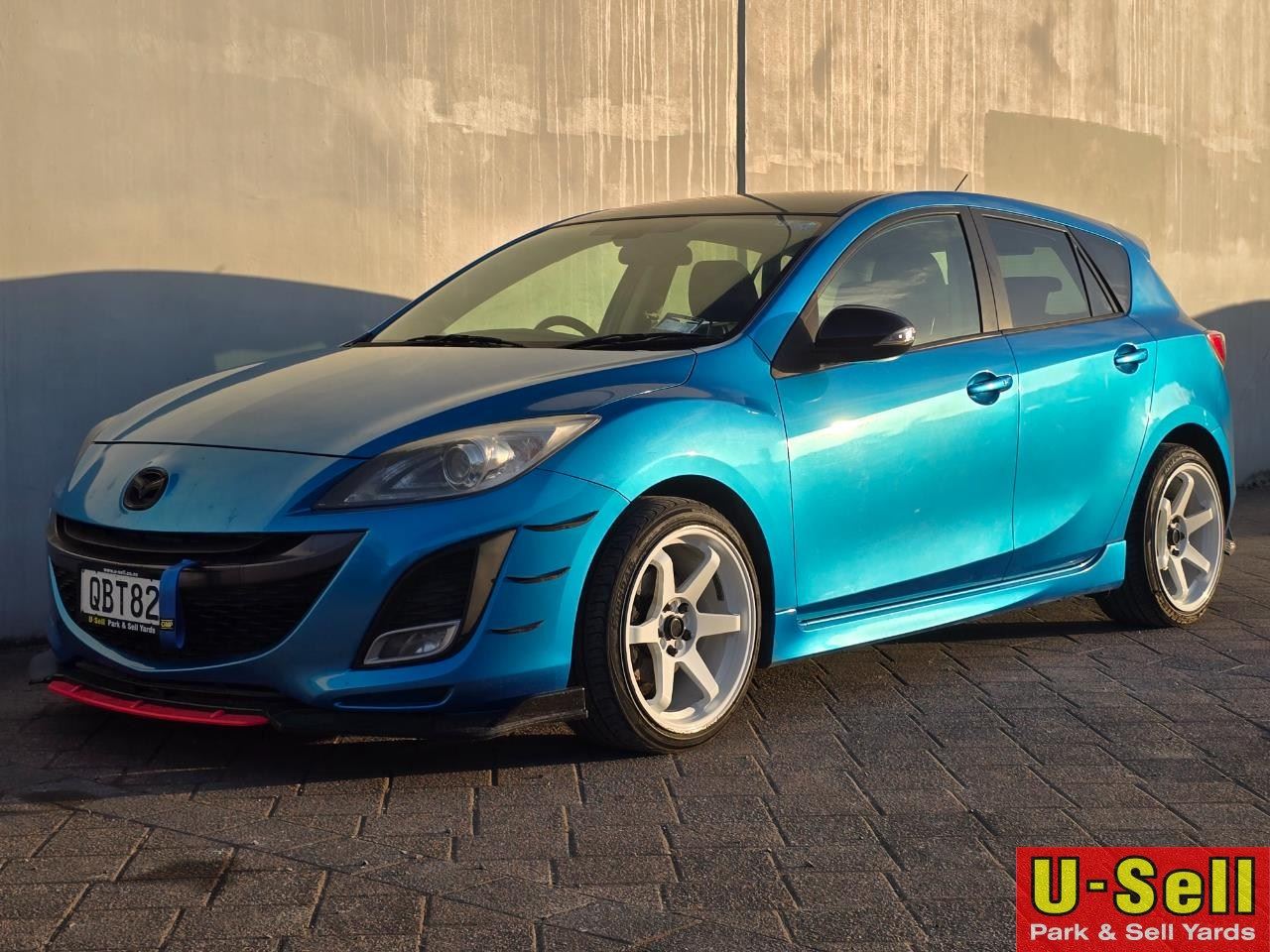 Vehicle image 5