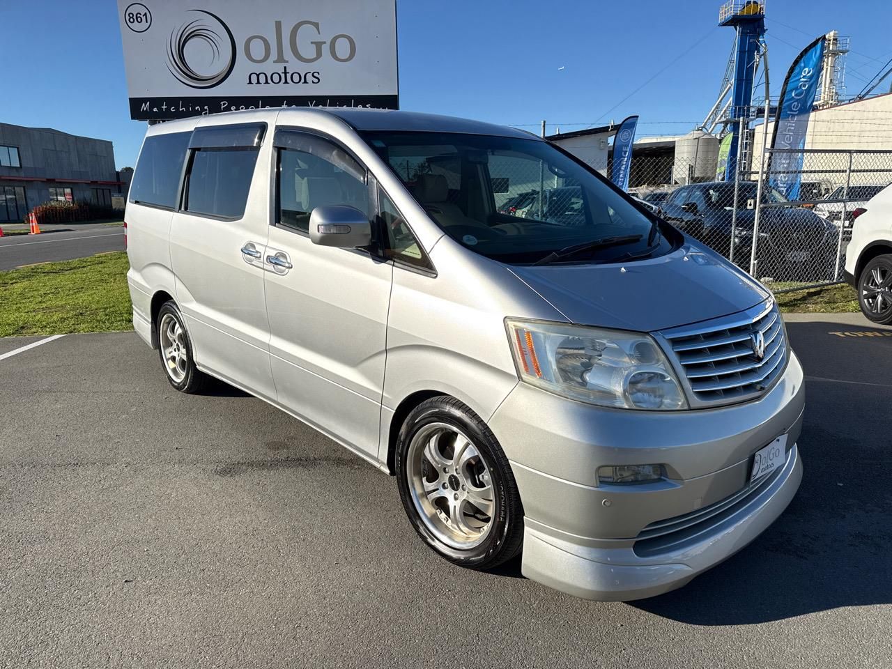 Vehicle image 2