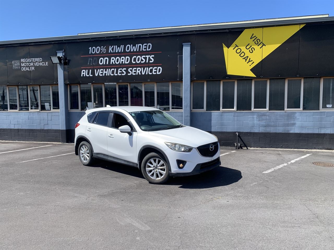 Vehicle image 5