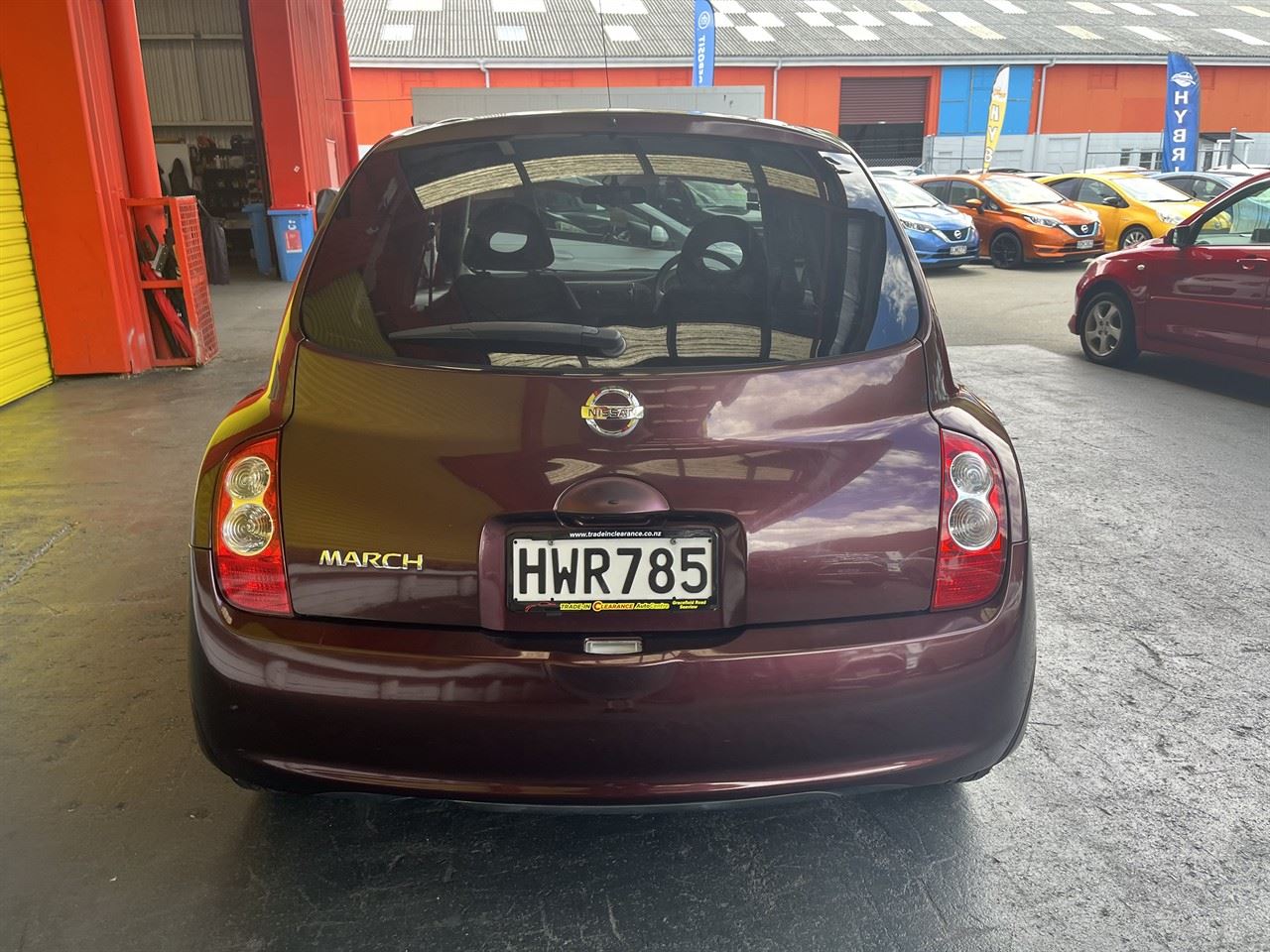 Vehicle image 5