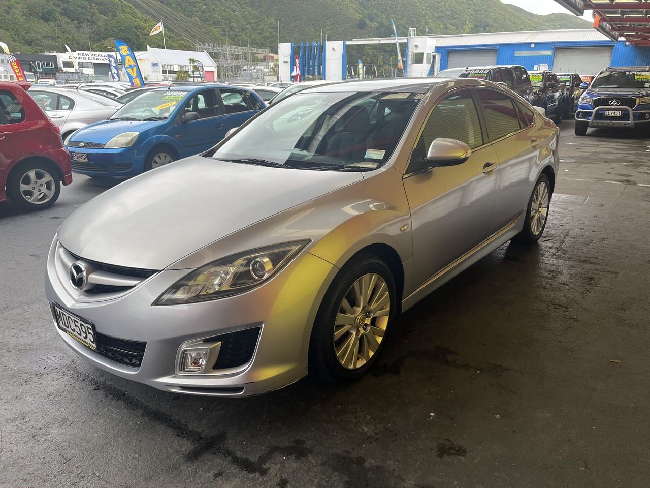 Vehicle image 3