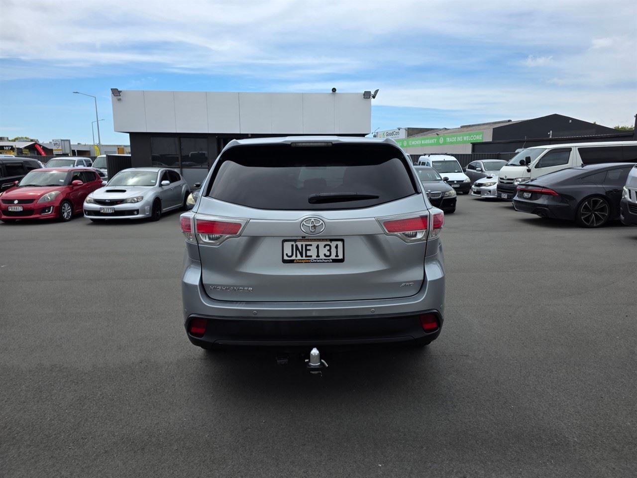 Vehicle image 3