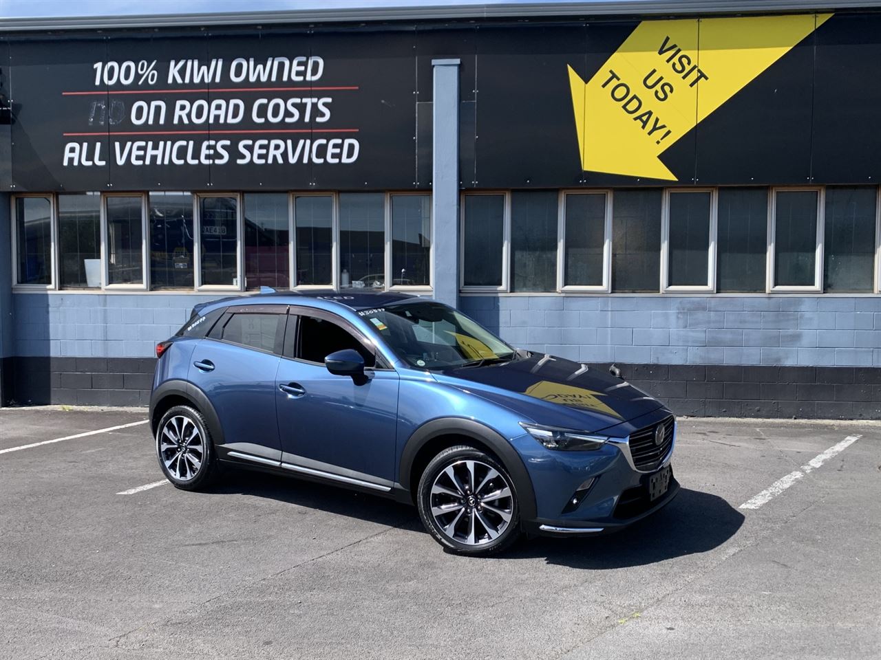 Vehicle image 4