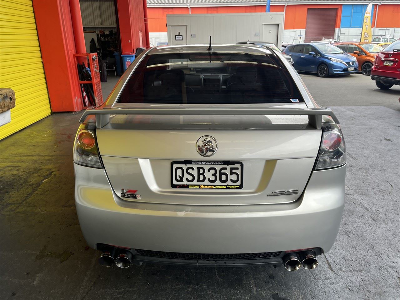 Vehicle image 5