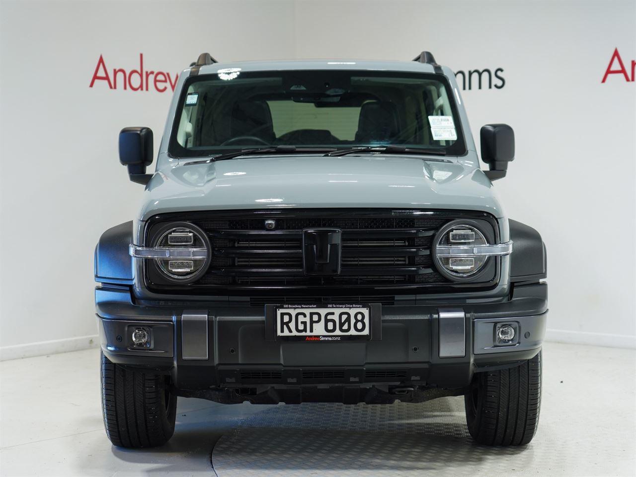 Vehicle image 3