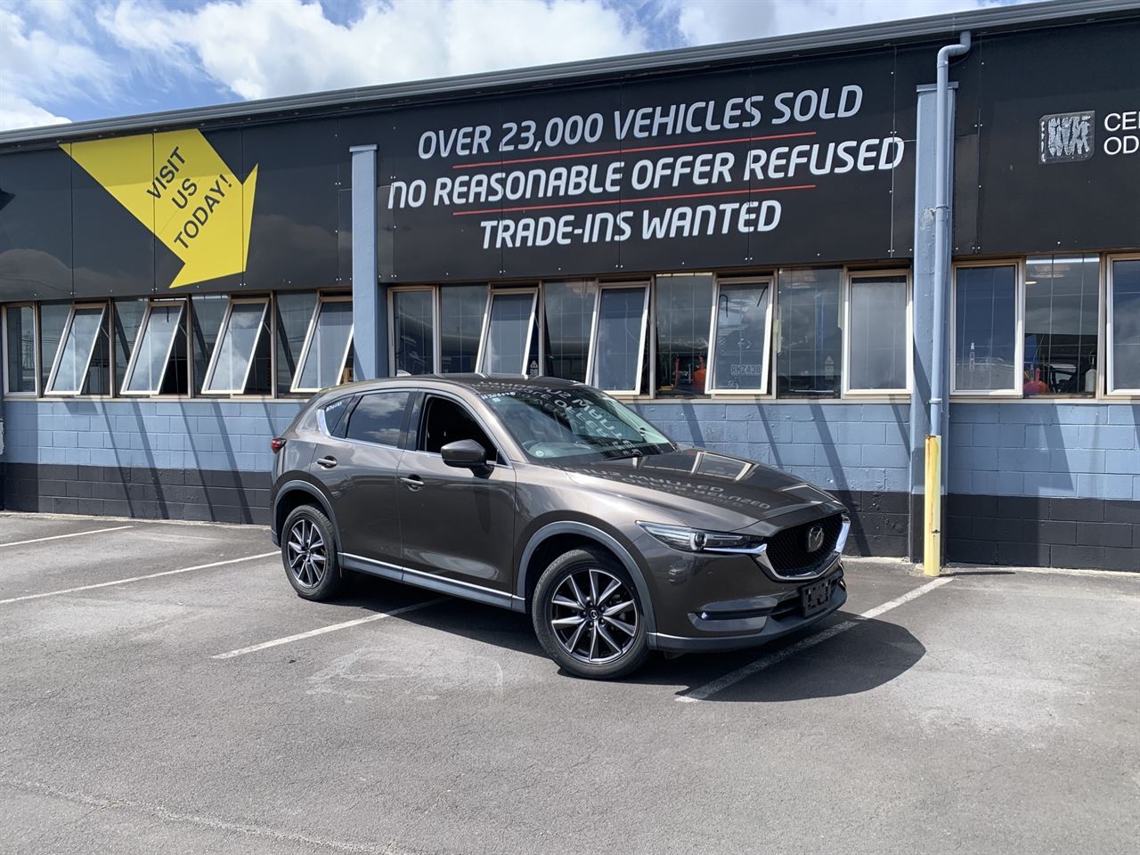 Vehicle image 4