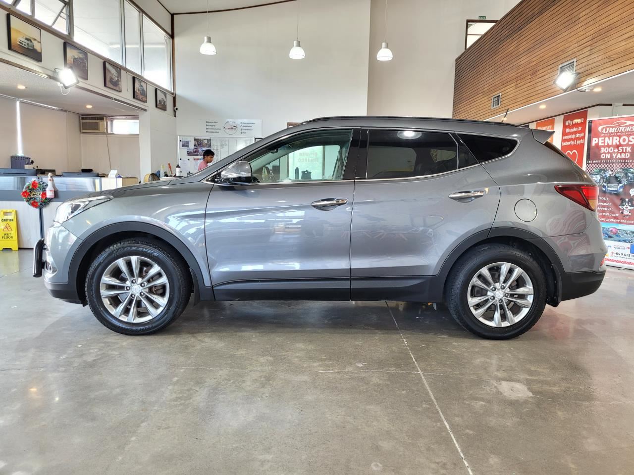 Vehicle image 4