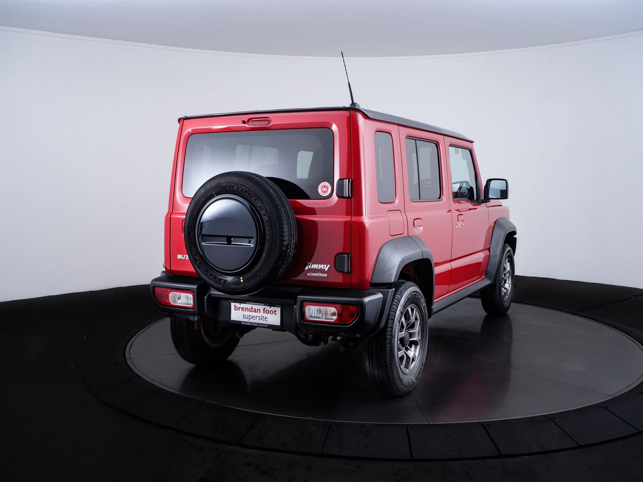 Vehicle image 4