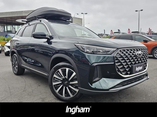 Vehicle image 4