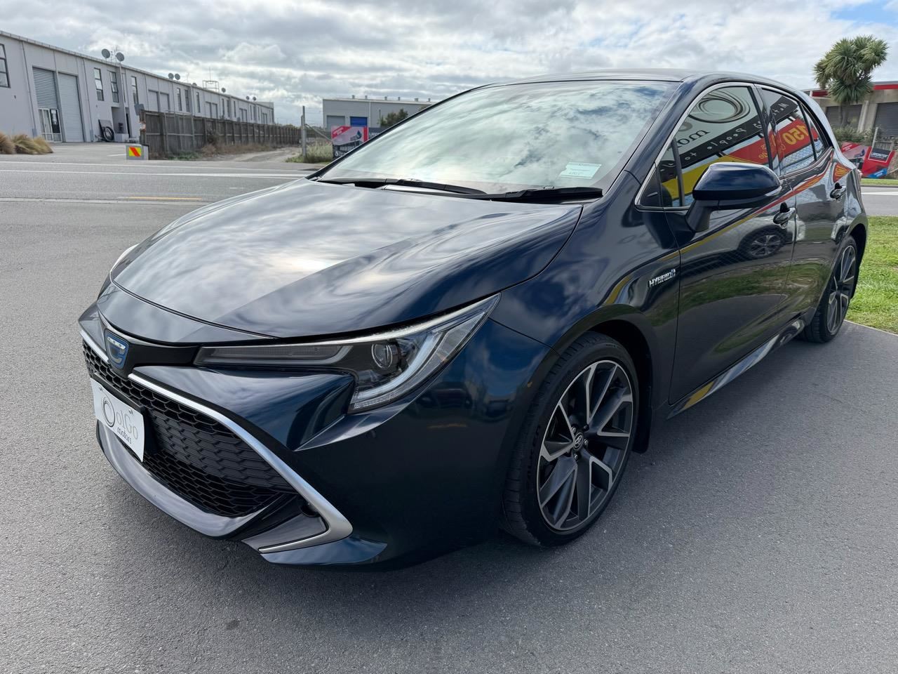 Vehicle image 4