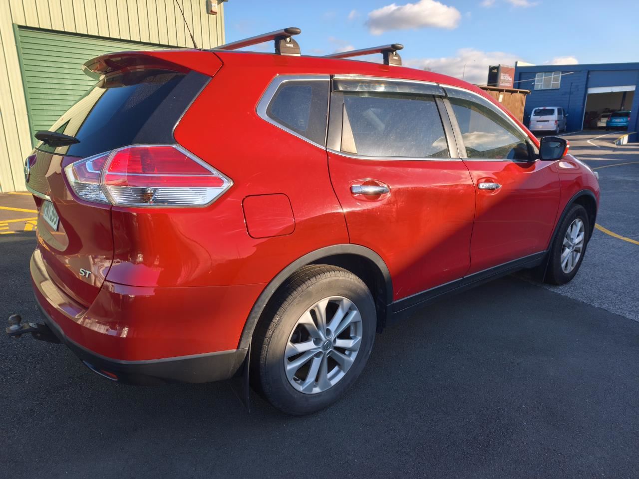 Vehicle image 3