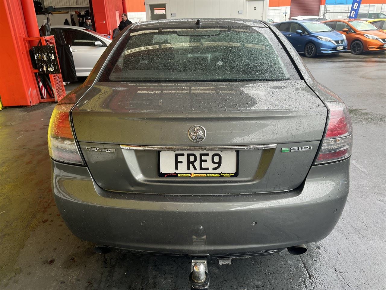 Vehicle image 5