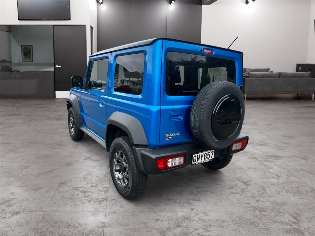 Vehicle image 4