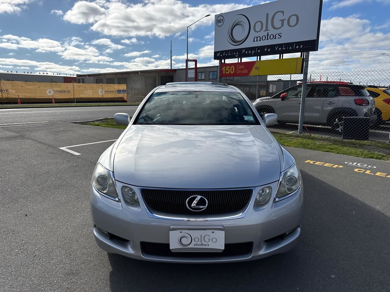 Vehicle image 3