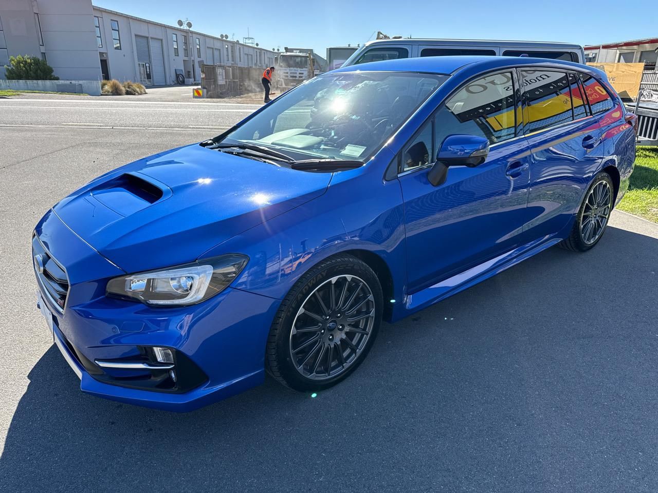 Vehicle image 4