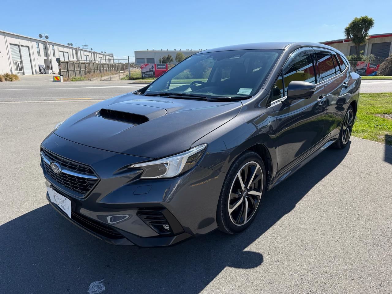 Vehicle image 4