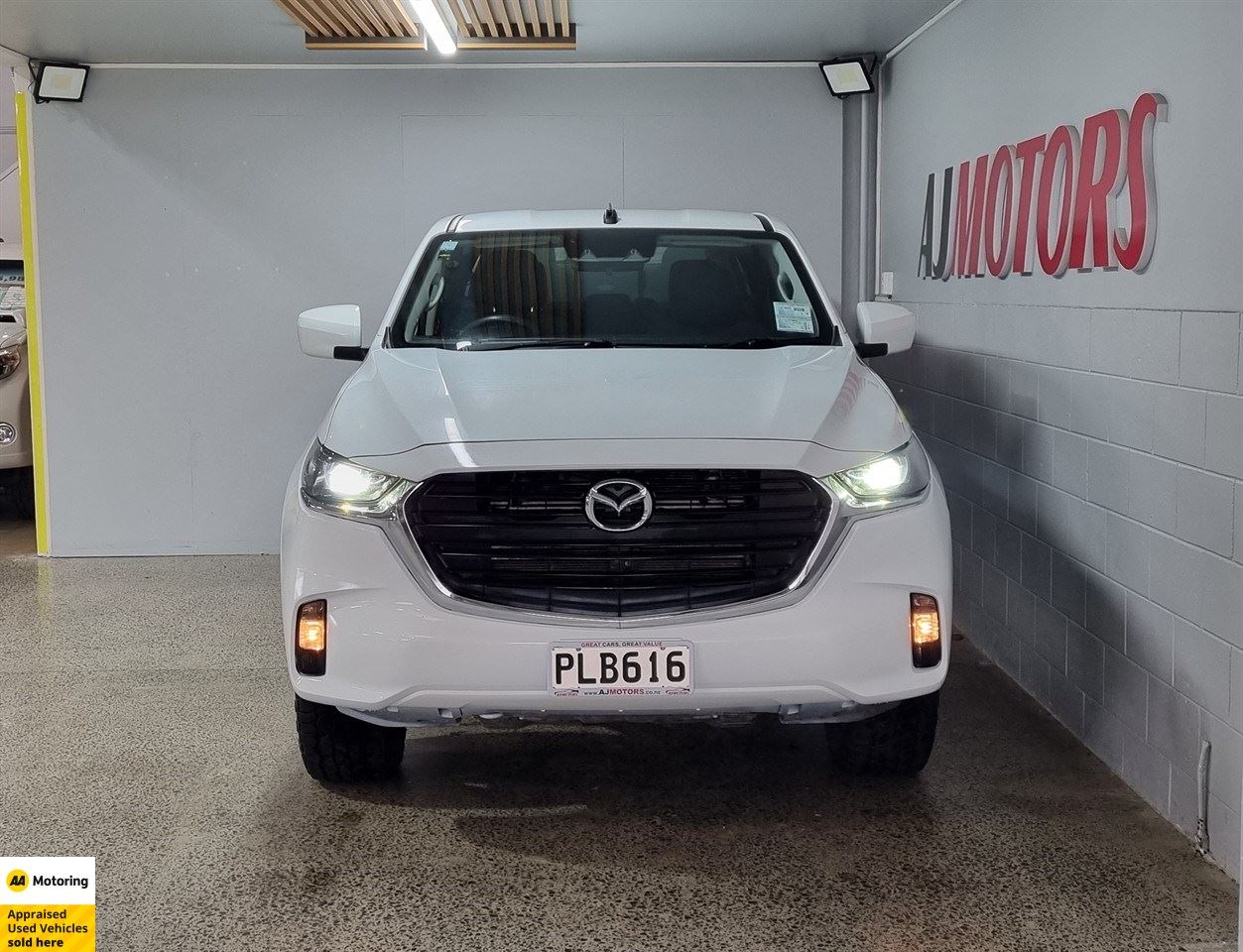 Vehicle image 2