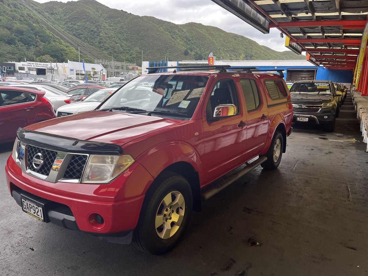 Vehicle image 3