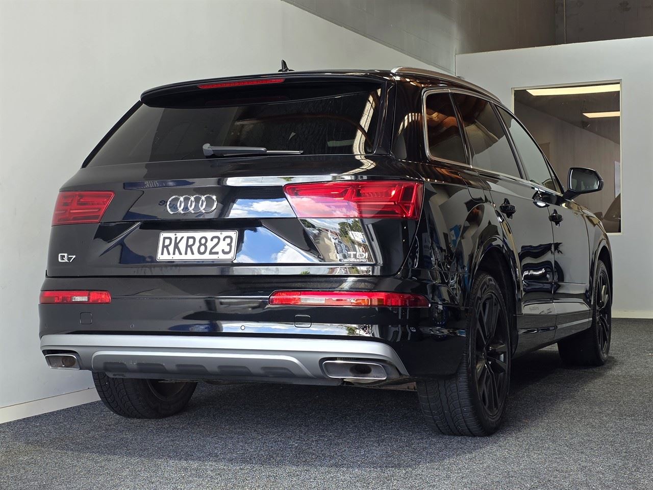 Vehicle image 2