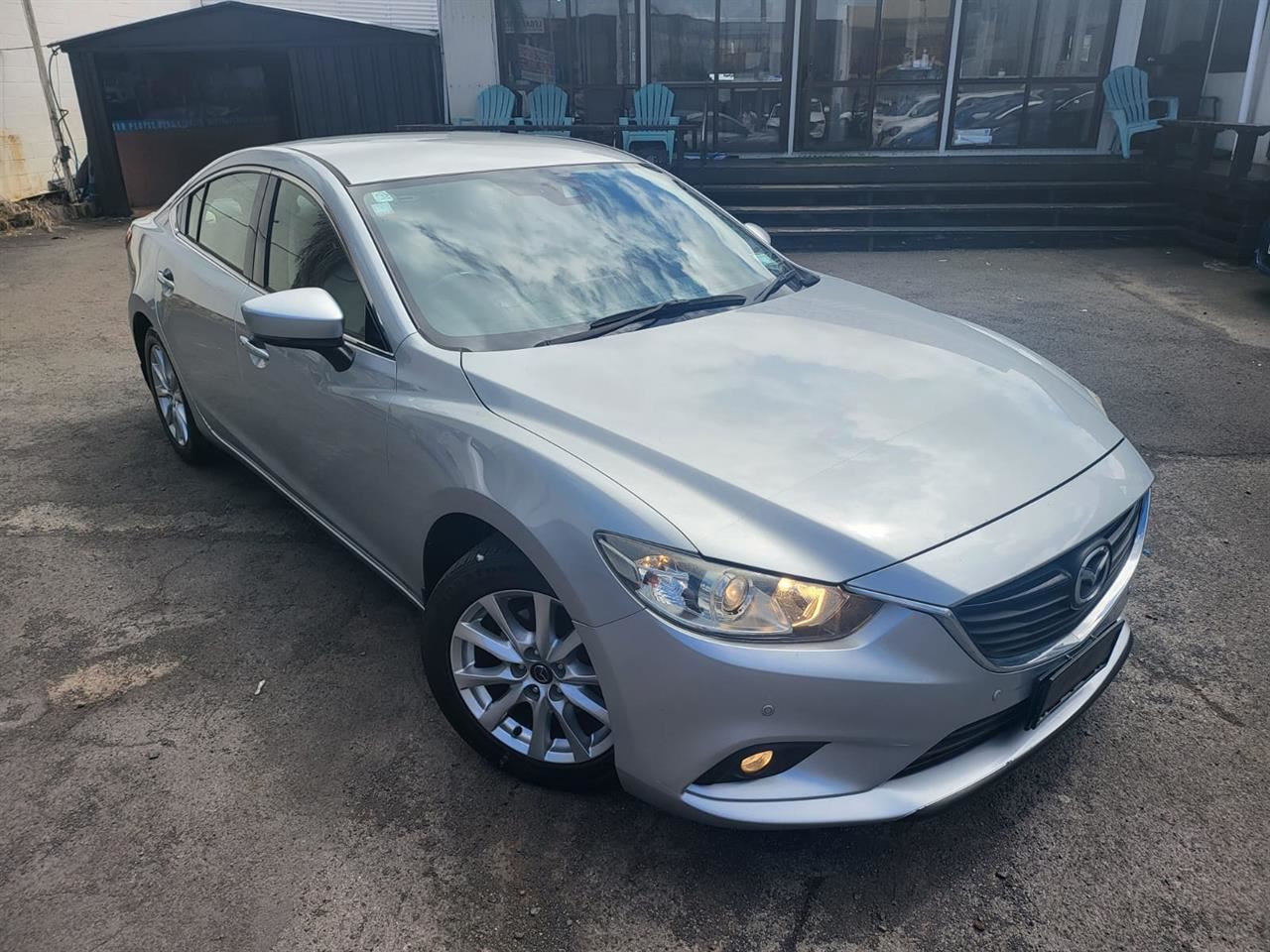 Vehicle image 3