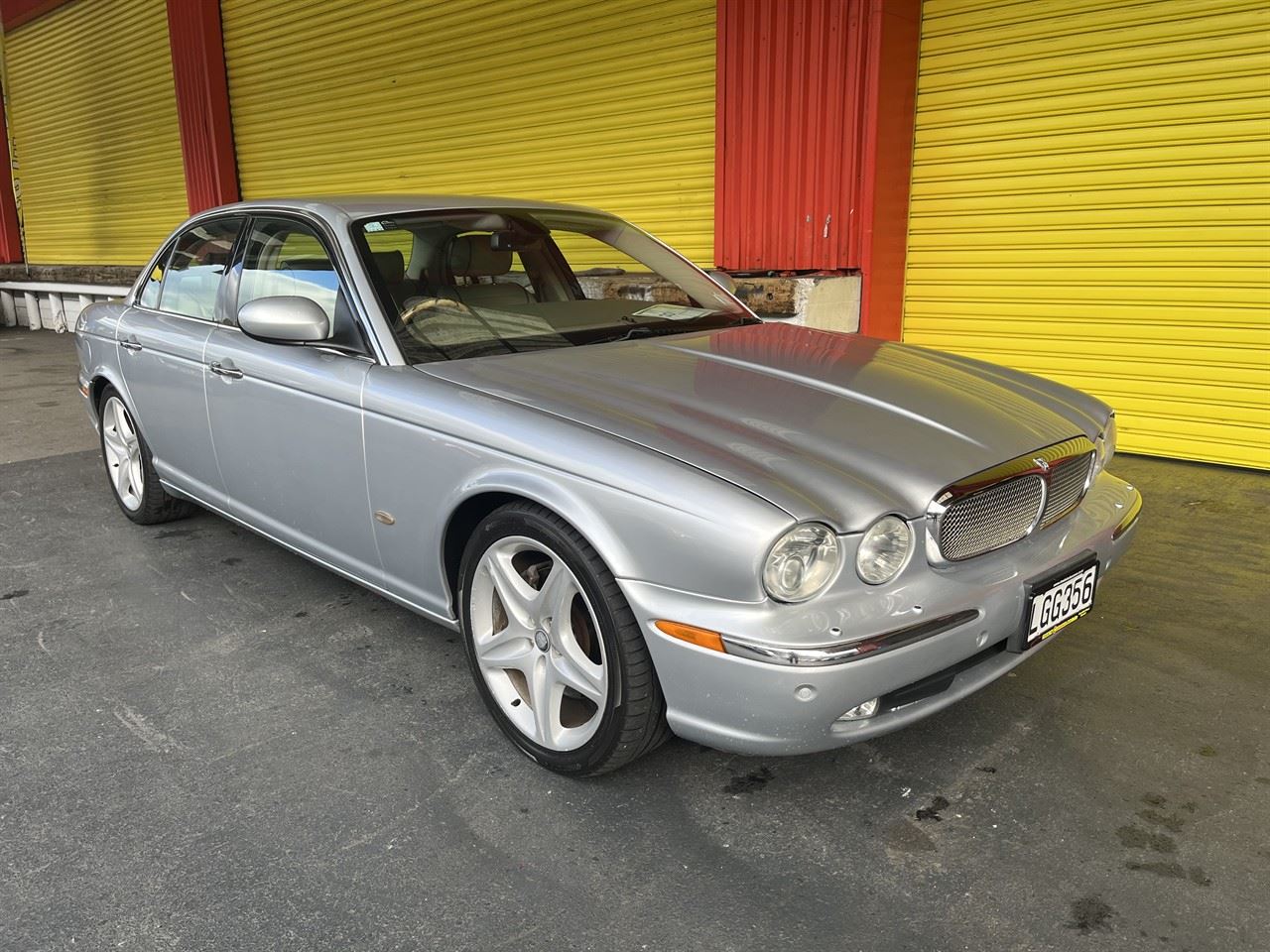 Vehicle image 1