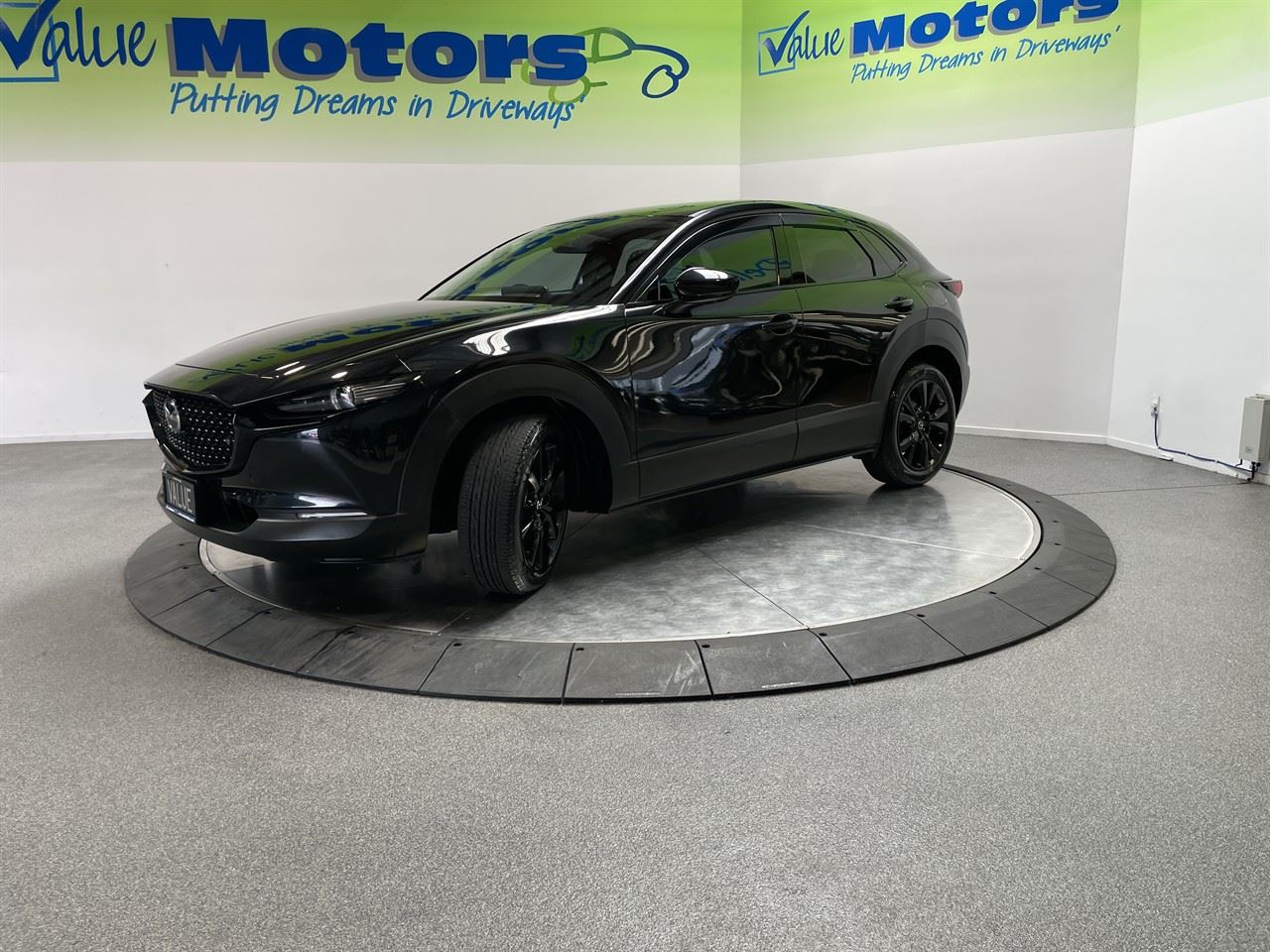 Vehicle image 3