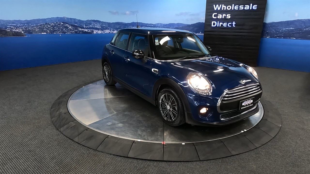 Vehicle image 1